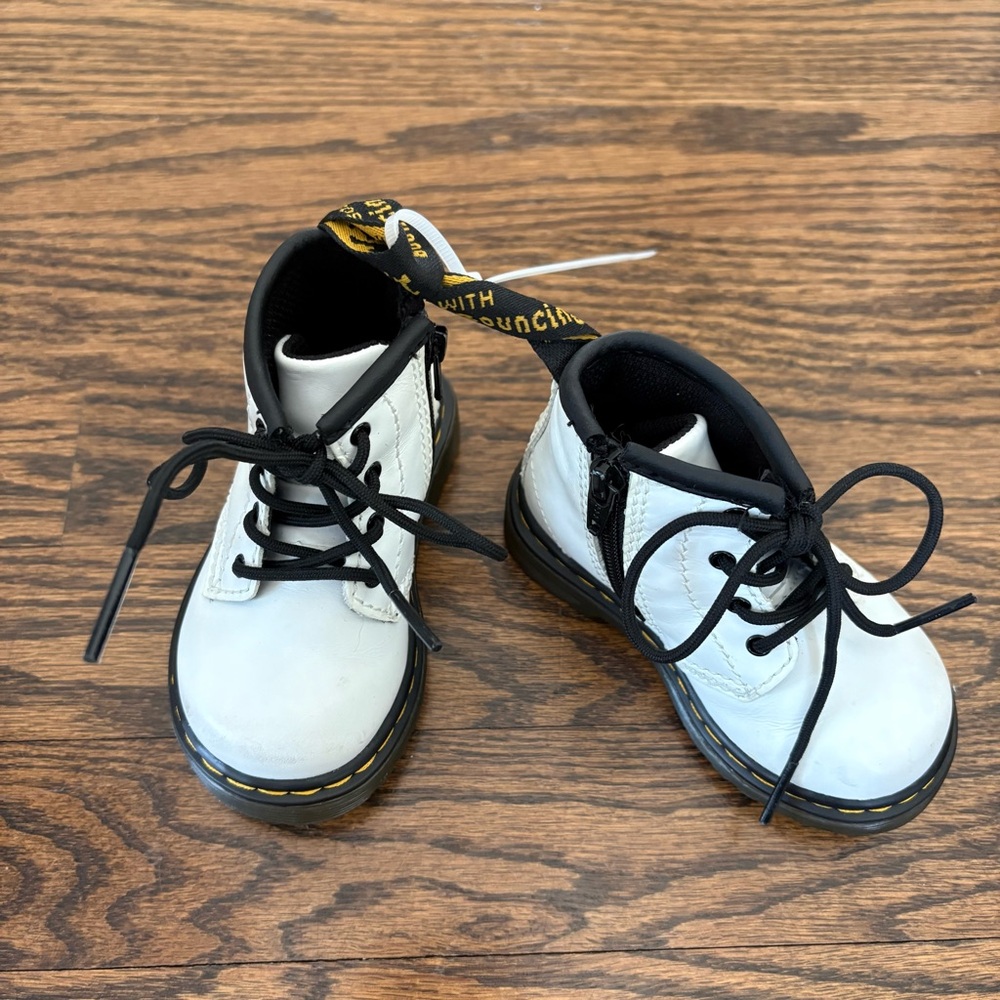 Infant Dr. Marten Boots (4)